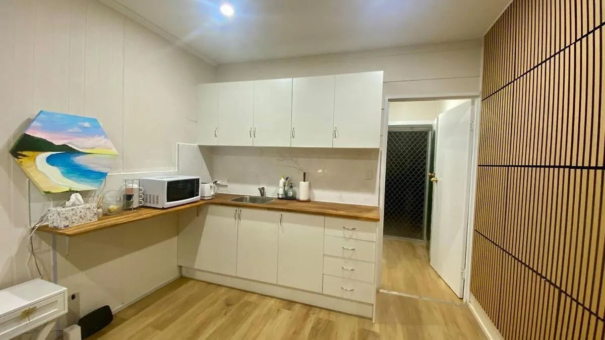 Modern Studio Room Retreat Toowoomba Australia