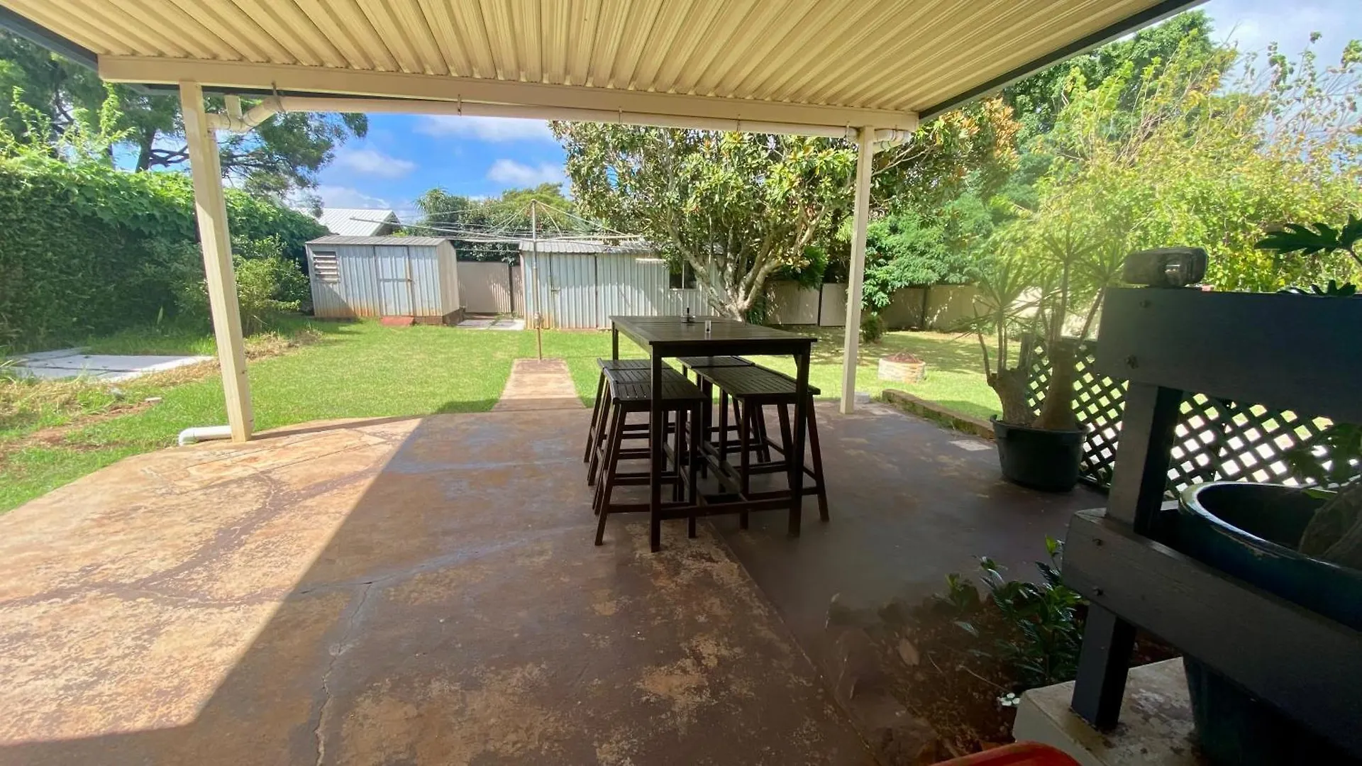 Modern Studio Room Retreat Toowoomba Australia