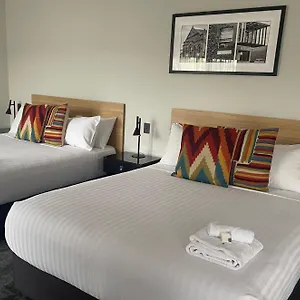 2* Aparthotel Avenue